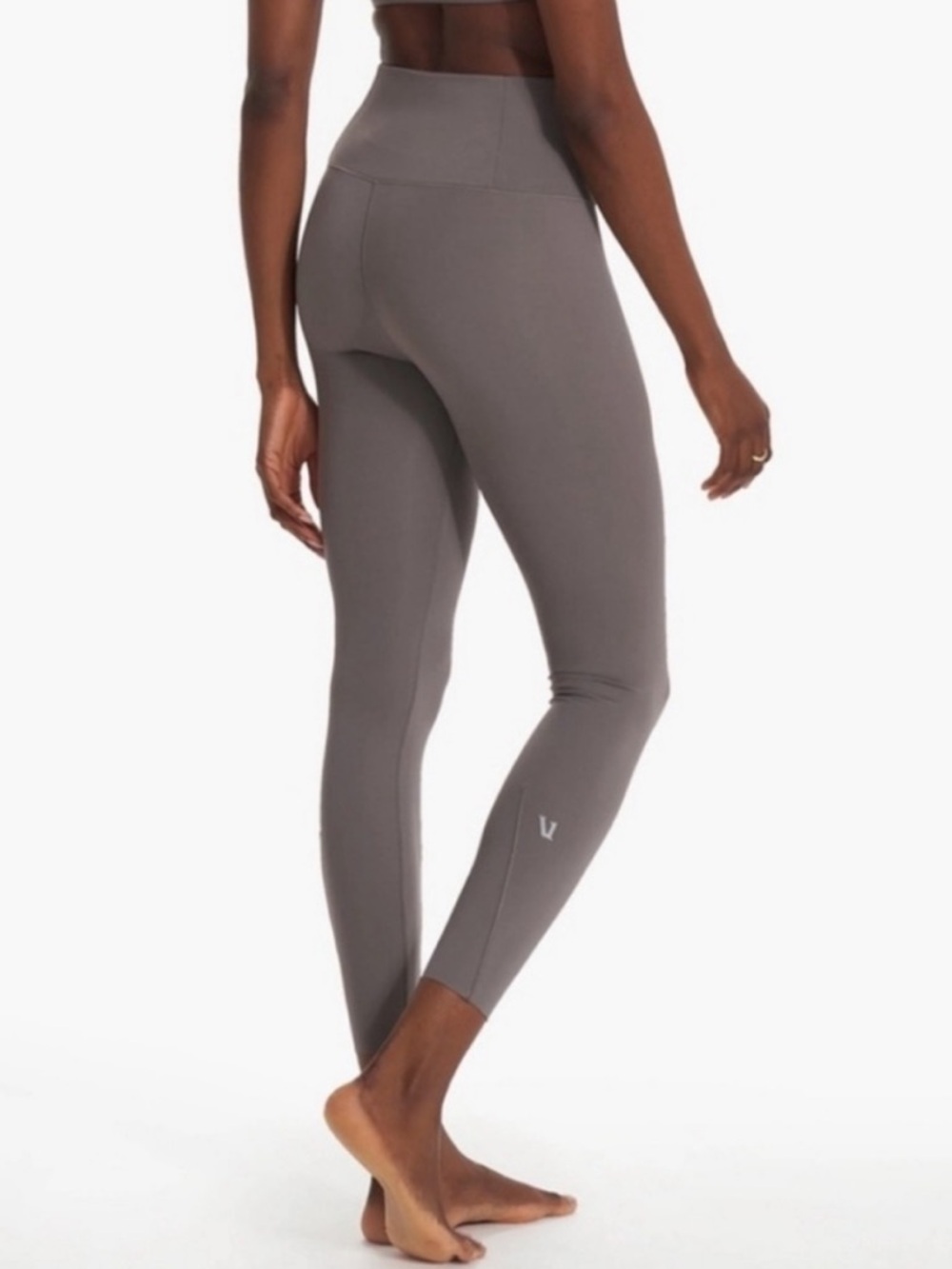 Vuori Women’s Evolve Smoke Gray Legging XXL